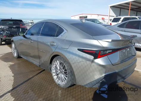 2022 Lexus Is 300 z USA, uszkodzony, nr VIN JTHDA1D21N5121936
